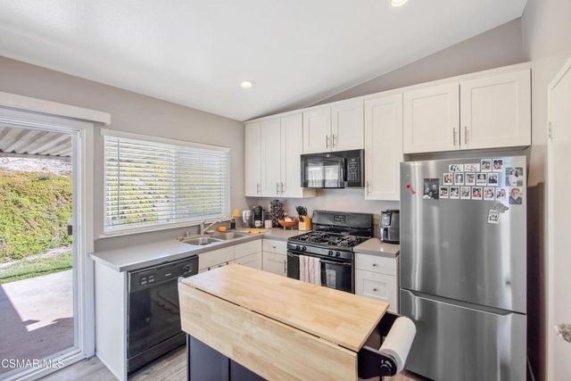 14717 Stanford Street, Moorpark, CA 93021