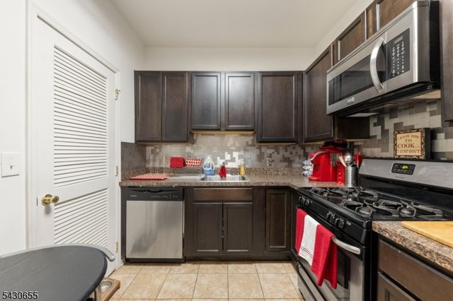 28 Matilda Ave, Franklin Twp., NJ 08873