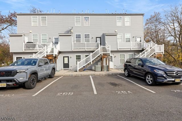 28 Matilda Ave, Franklin Twp., NJ 08873