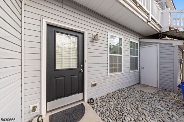 28 Matilda Ave, Franklin Twp., NJ 08873
