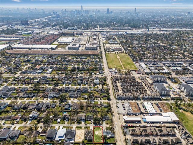 6626 Sivley Street, Houston, TX 77055