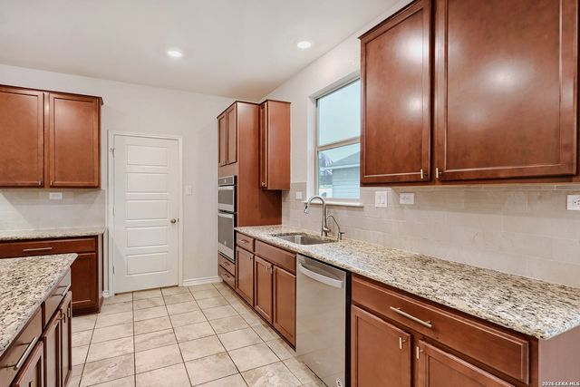 7934 Hanging Branch, San Antonio, TX 78253