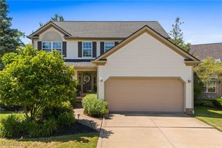 107 Cedar Glen, Chardon, OH 44024
