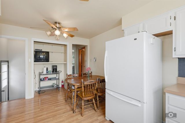 5233 Oak Center Drive, Oak Lawn, IL 60453