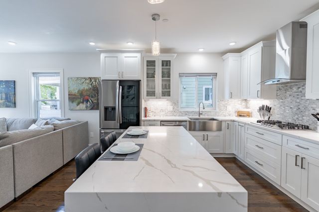 16 Willard Ave 1A, Medford, MA 02155
