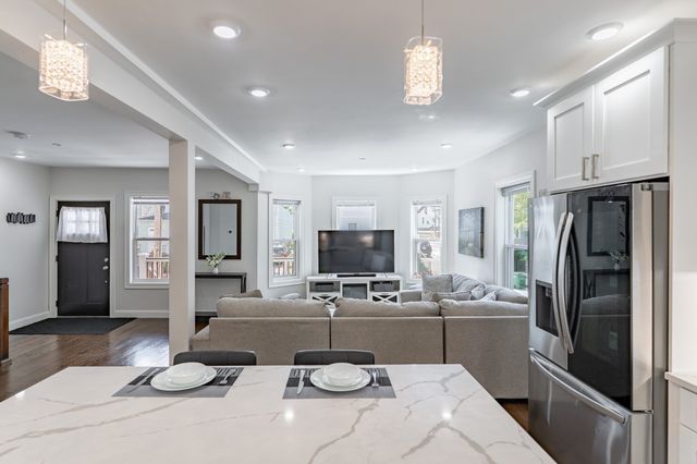 16 Willard Ave 1A, Medford, MA 02155