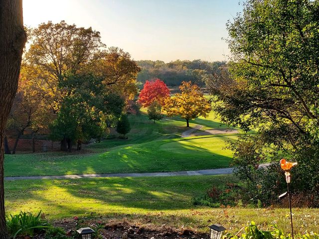 787 Oak Hill Road 467, Lake Barrington, IL 60010