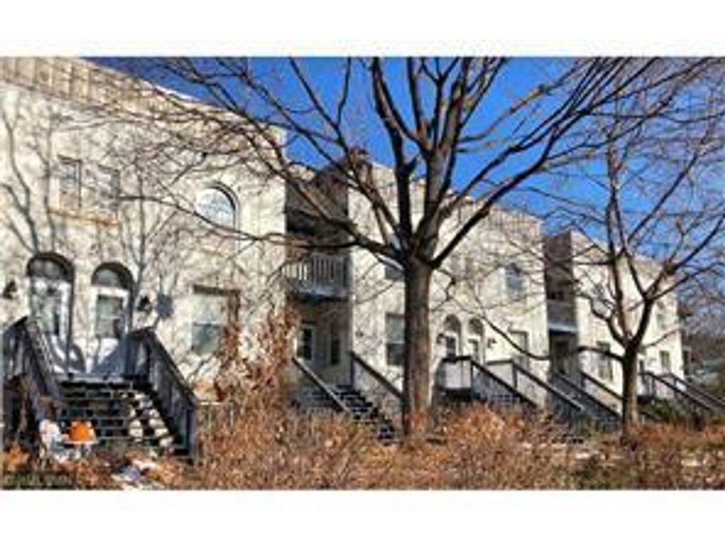 1826 S 5th Street A, Minneapolis, MN 55454