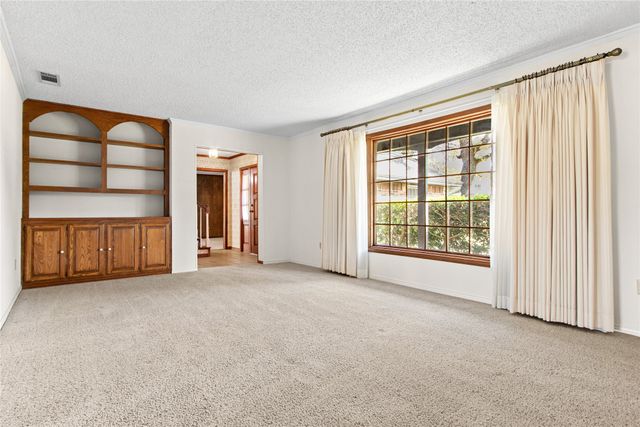 180 Highview Drive, Double Oak, TX 75077