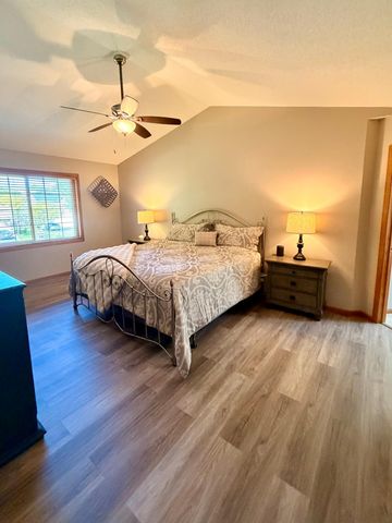 13959 W Virginia Avenue, Savage, MN 55378