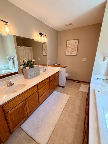 13959 W Virginia Avenue, Savage, MN 55378