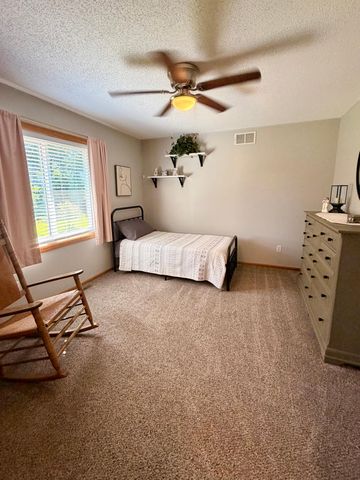 13959 W Virginia Avenue, Savage, MN 55378