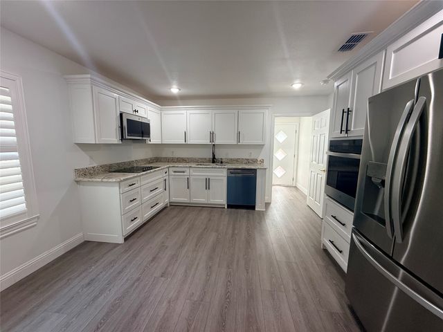 304 N Connett Street, Leonard, TX 75452