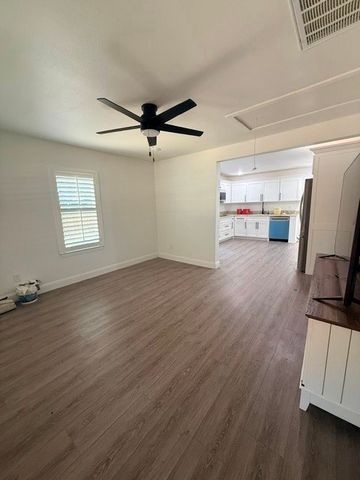 304 N Connett Street, Leonard, TX 75452