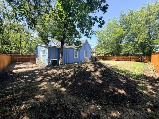 304 N Connett Street, Leonard, TX 75452