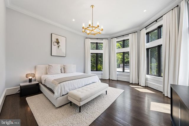1332 MCCAY LN, Mclean, VA 22101