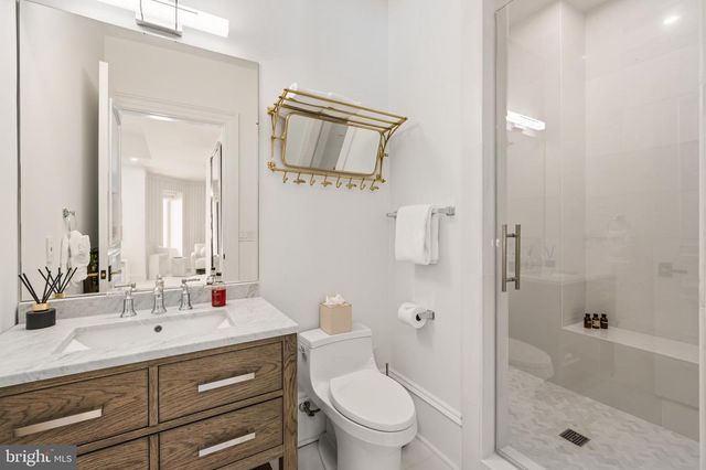 1332 MCCAY LN, Mclean, VA 22101