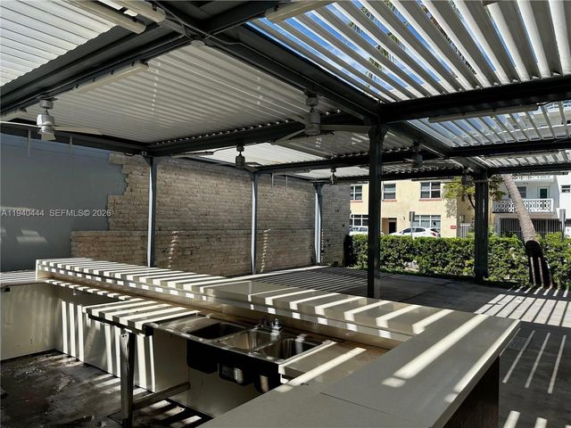 555 Jefferson Ave, Miami Beach, FL 33139