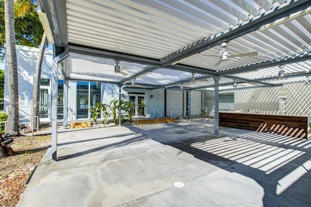 555 Jefferson Ave, Miami Beach, FL 33139