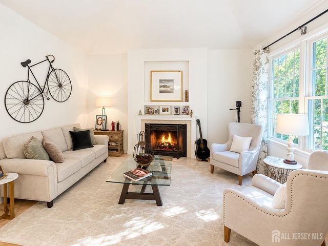 11 Tower Hill Lane, Old Bridge, NJ 08857