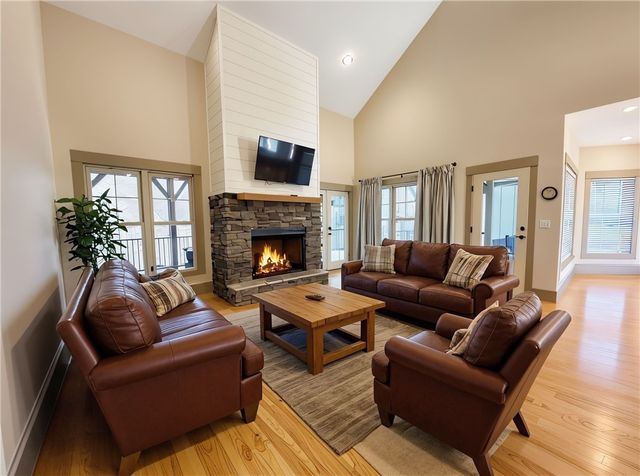 1104 Little River View Drive, Seneca, SC 29672