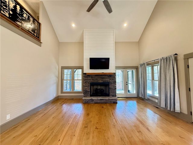 1104 Little River View Drive, Seneca, SC 29672