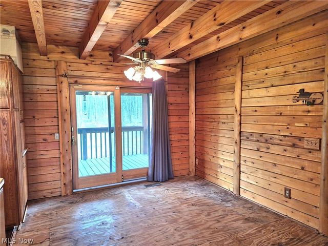 1174 Henn Hyde Road NE, Warren, OH 44484