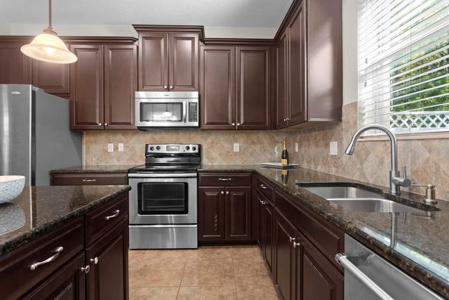 12525 SHIREBROOK COURT, Tampa, FL 33626