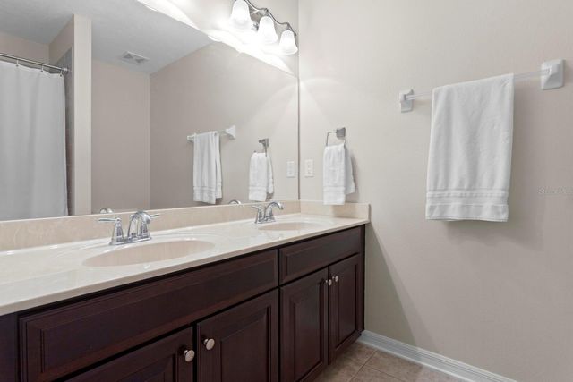 12525 SHIREBROOK COURT, Tampa, FL 33626