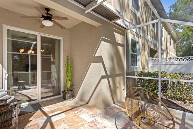 12525 SHIREBROOK COURT, Tampa, FL 33626