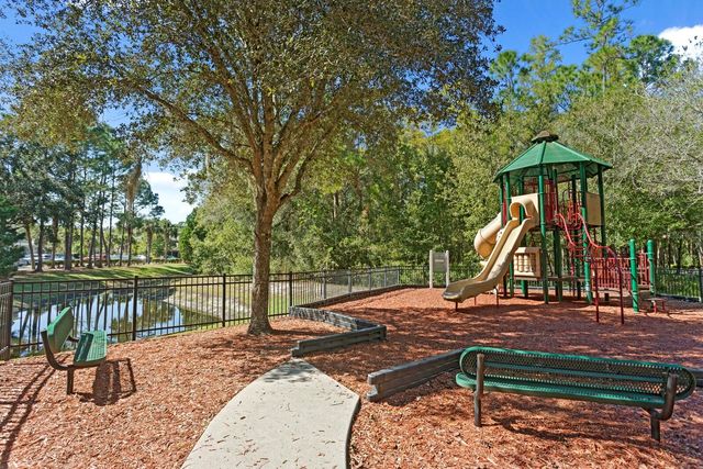 12525 SHIREBROOK COURT, Tampa, FL 33626