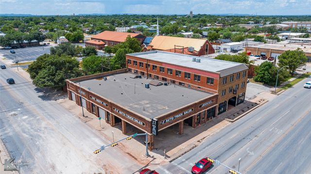 1305 S 1st Street, Abilene, TX 79602