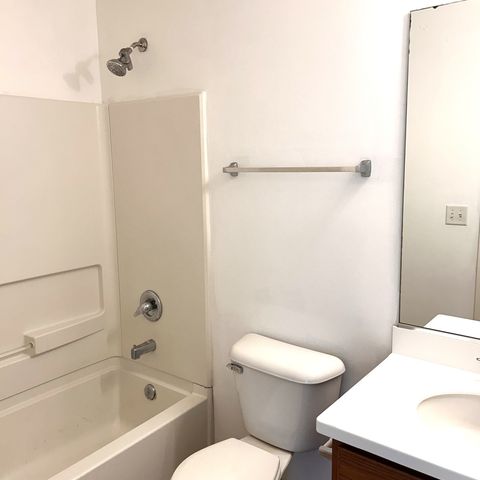 9859 Williams Drive, Huntley, IL 60142