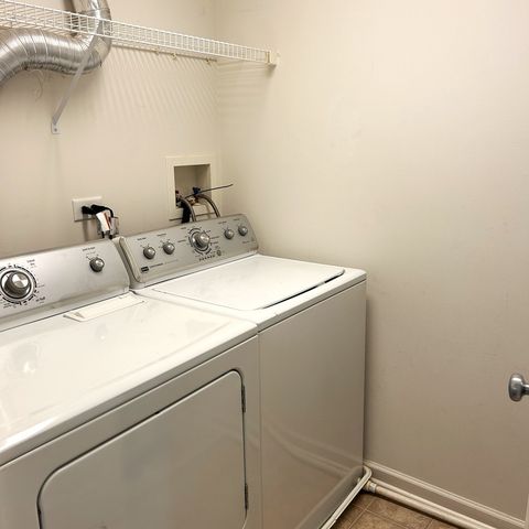 9859 Williams Drive, Huntley, IL 60142