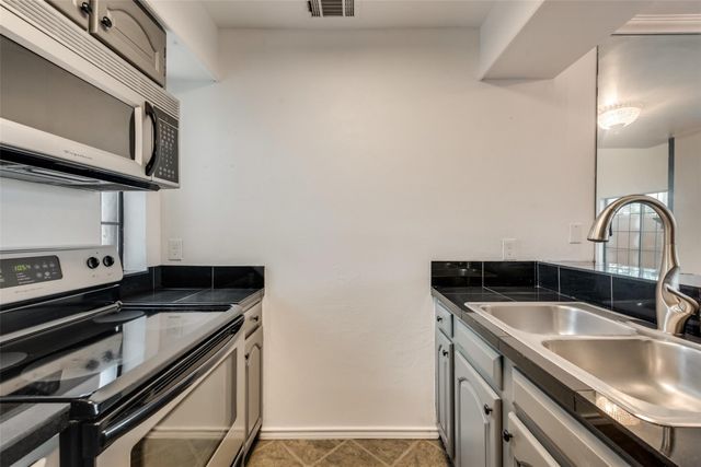5100 Verde Valley Lane 119, Dallas, TX 75254
