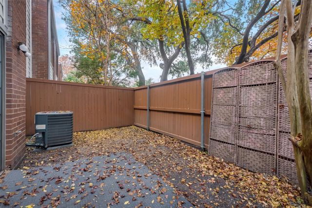 5100 Verde Valley Lane 119, Dallas, TX 75254