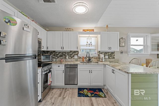 1028 W Beach Boulevard 14, Gulf Shores, AL 36542