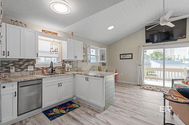 1028 W Beach Boulevard 14, Gulf Shores, AL 36542