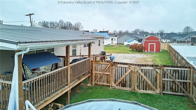 374 Sunnybrook Drive, Hurricane, WV 25526