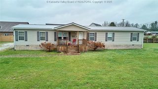 374 Sunnybrook Drive, Hurricane, WV 25526