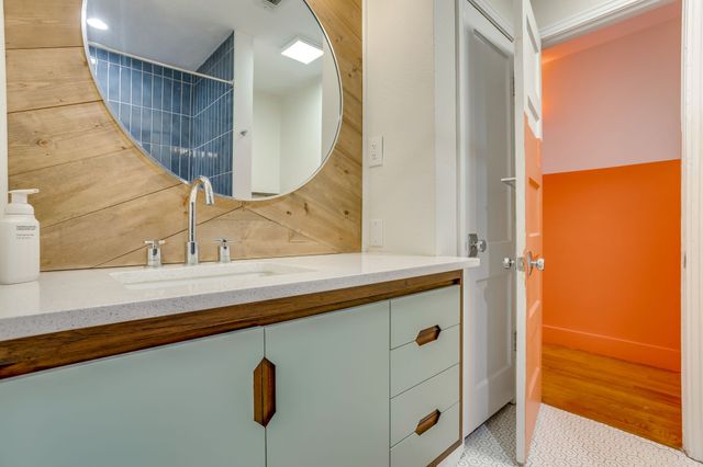 1908 N Riverside Drive, Fort Worth, TX 76111