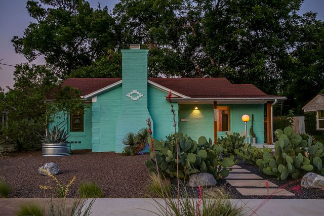 1908 N Riverside Drive, Fort Worth, TX 76111