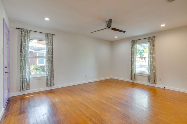1908 N Riverside Drive, Fort Worth, TX 76111