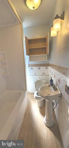 16 WILDWOOD AVE, Morton, PA 19070