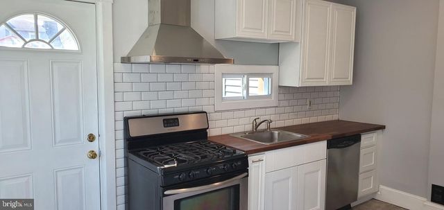 16 WILDWOOD AVE, Morton, PA 19070