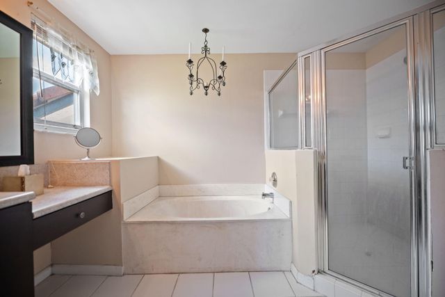 2481 NW 98th Lane, Sunrise, FL 33322