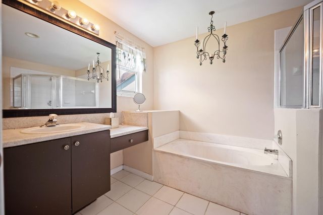 2481 NW 98th Lane, Sunrise, FL 33322