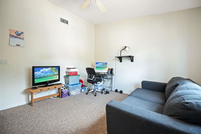 2481 NW 98th Lane, Sunrise, FL 33322