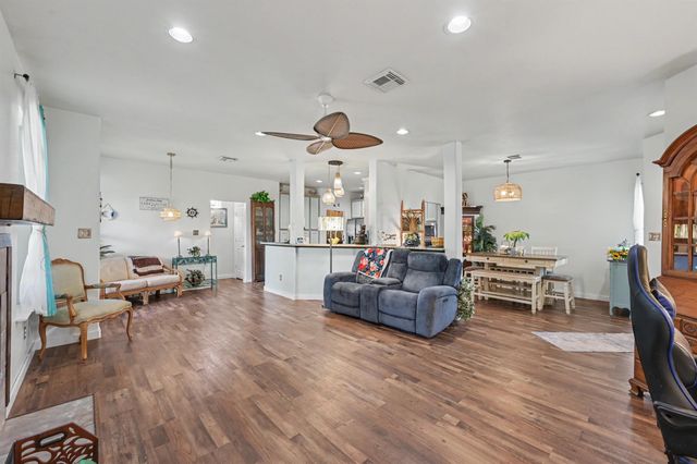 13262 Lake Breeze Lane, Willis, TX 77318