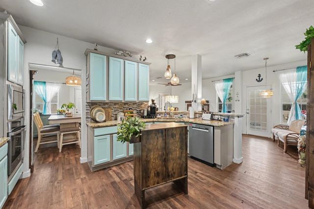 13262 Lake Breeze Lane, Willis, TX 77318